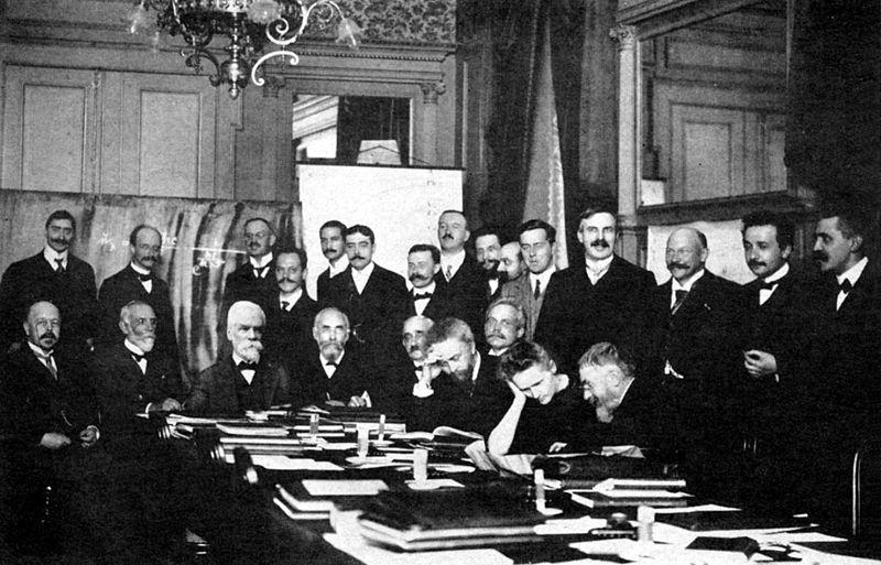 800px-1911_Solvay_conference از سلوه تا کنفرانس آموزش فیزیک ایران