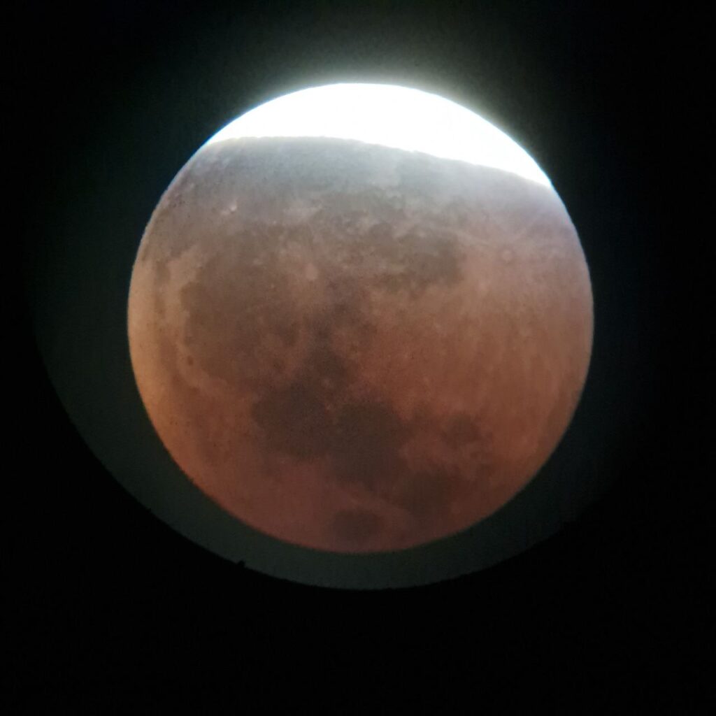 نمای سرخ